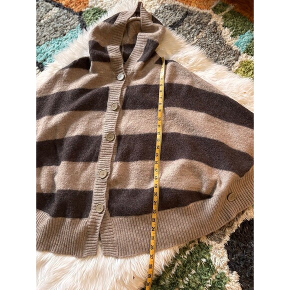 Marina Luna poncho - Picture 5 of 8